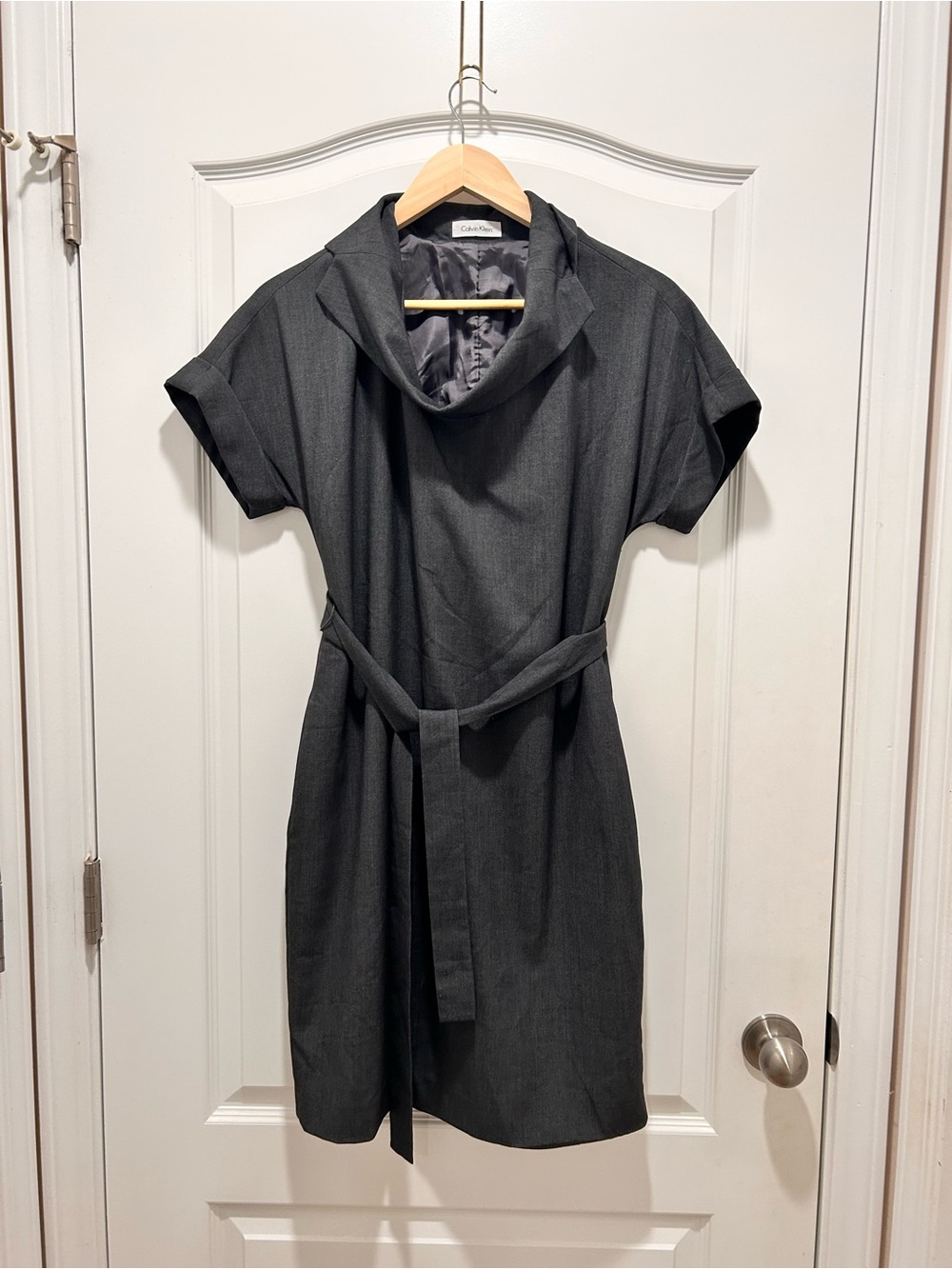 Calvin Klein Charcoal Gray Belted Sheath Dress Size 6 Career Chic